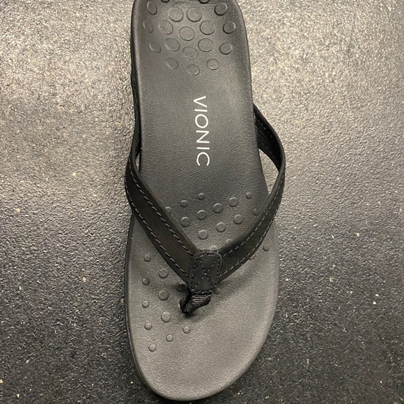 Vionic "Rest Thistle" - Picture 4 of 5